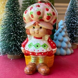 Vintage Strawberry Shortcake ornament potpourri hanger